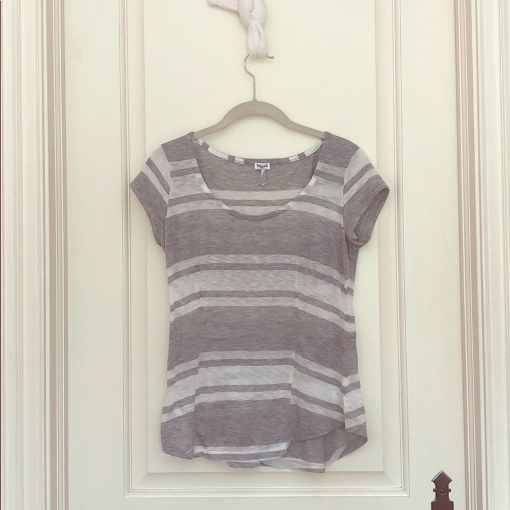 Splendid grey and white striped T-shirt